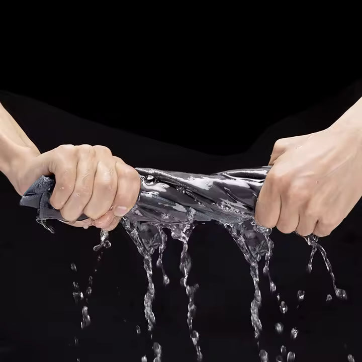 AXON Atlas Grip – الغطاء الرياضي الفاخر بغطاء Hooded